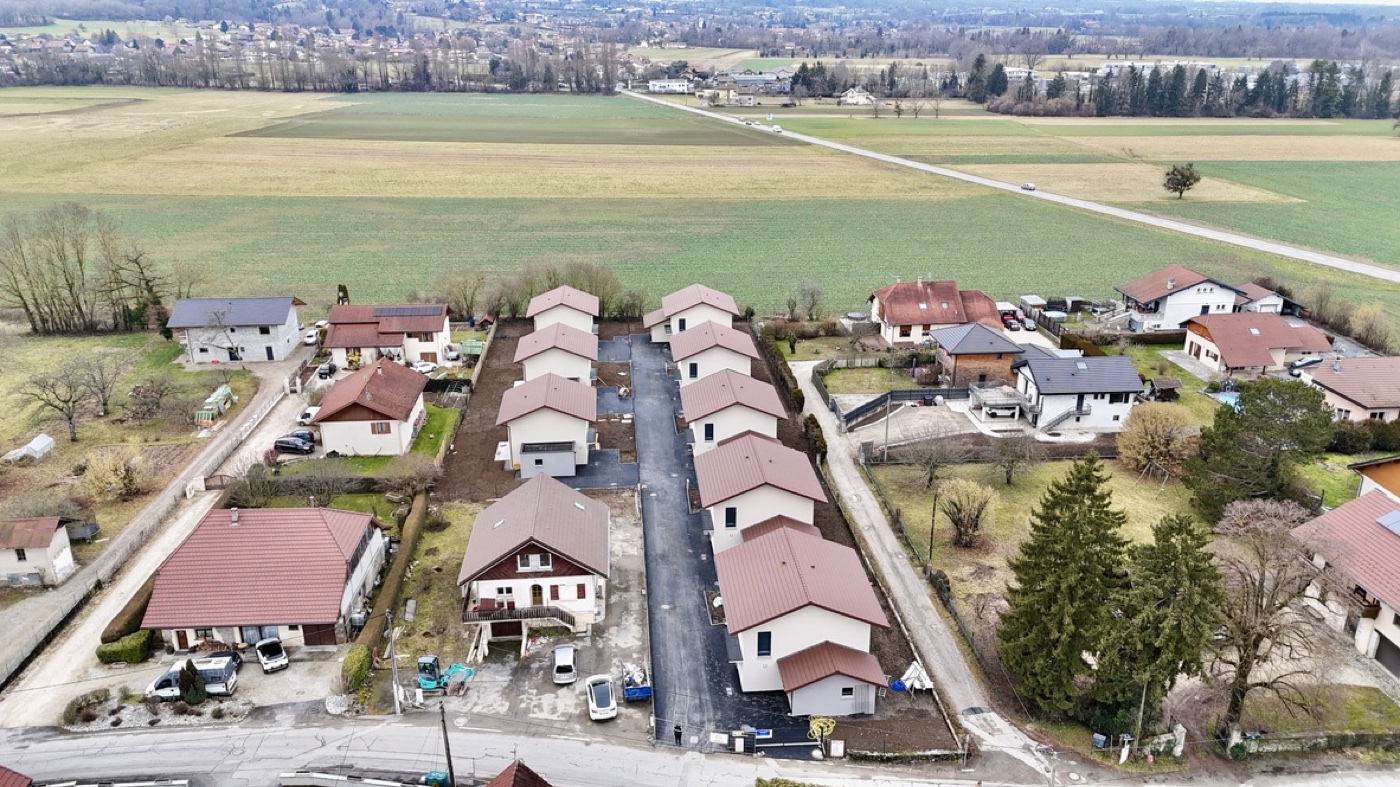 Programme Passeirier — 8 villas à Saint-Pierre-en-Faucigny — vue aérienne